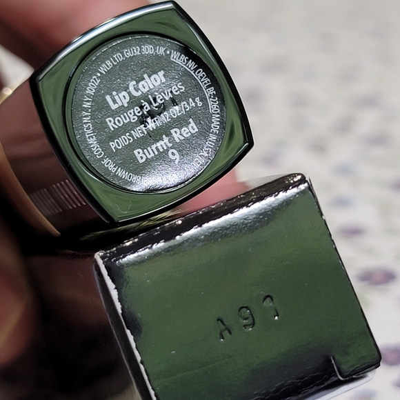 New Bobbi Brown Lip Color  - Burnt Red 09 - Picture 3 of 3